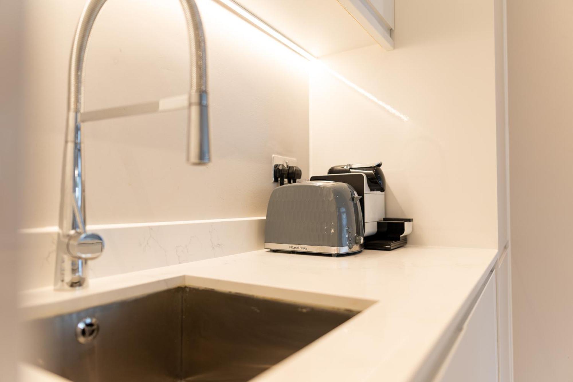 Exclusive Cardiff City Centre Apartment Dış mekan fotoğraf