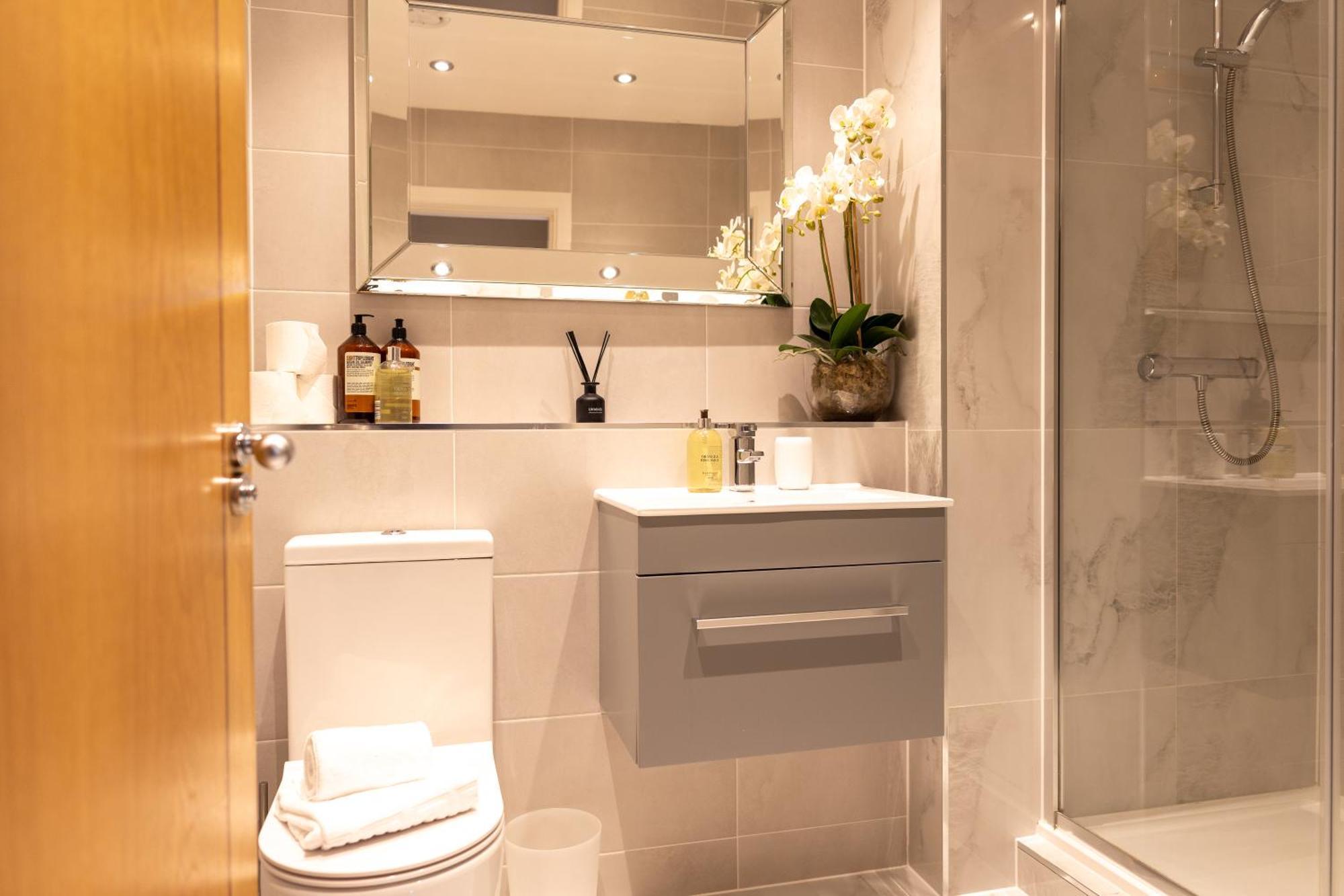 Exclusive Cardiff City Centre Apartment Dış mekan fotoğraf